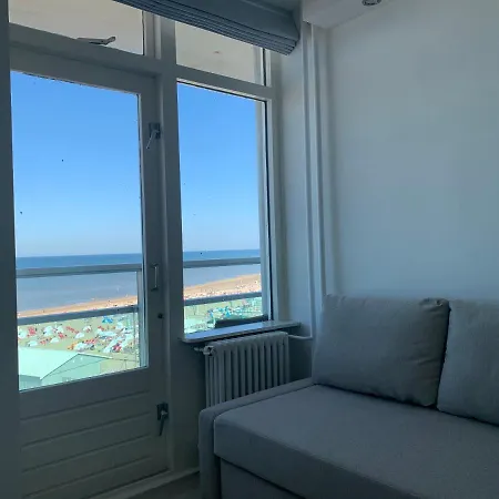 Happy Apartment *