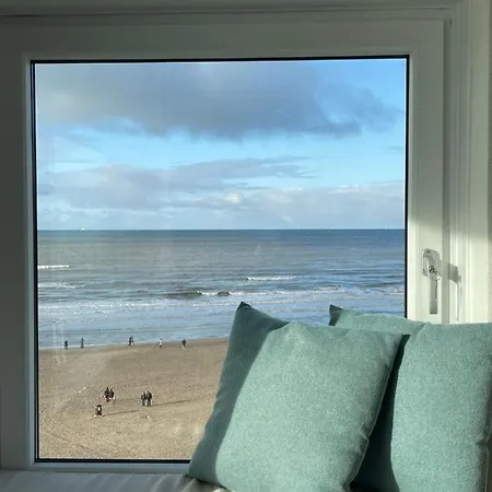 Happy * Zandvoort